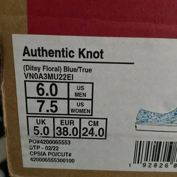 Brand New! Vans Authentic Knot slides - Picture 8 of 8